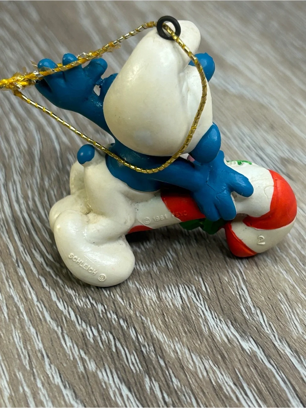 Vintage 1981 Schleich Smurf Christmas Ornament Candy Cane Wreath Peyo Portugal
